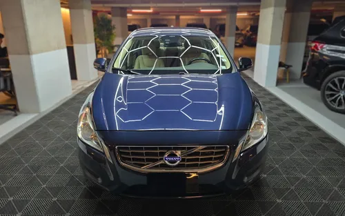 Volvo S60 1.6 T4 — foto 2 de 24