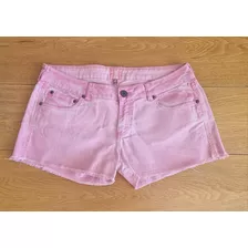 Short Bershka Tl