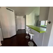 Fina Barro Alquila Apartamento En El Rosal 24-21157 Yf