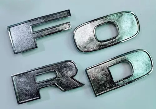 Emblema Letras Ford Camin Metal1973-1979 Foto 3