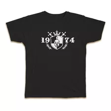 Camiseta Masculina Plus Size Lendas Nascem 1974 Preto Cinza