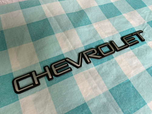 Emblema Trasero Chevrolet S10 Blazer Original Foto 4