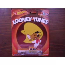 Hot Wheels Pop Culture Looney Tunes Custom Chevy C3500