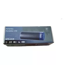 Parlante Portátil Con Fm Usb Lector Sd Multimedia 3w