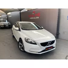 Volvo V40 T4 2.0 Kinetic Automática Gasolina 2018