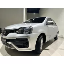 Toyota Etios Sedán 2020 1.5 X Plus 16v Aut. 4p