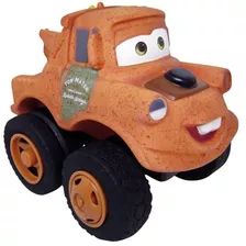 Carrinho Tow Mater Fofomovel Infantil Vinil Macio Disney