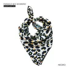Pañuelo Silk Feeling / 50x50cm / Margarita