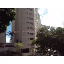 Apartamento En Venta, Lomas De Prados Del Este #24-11843