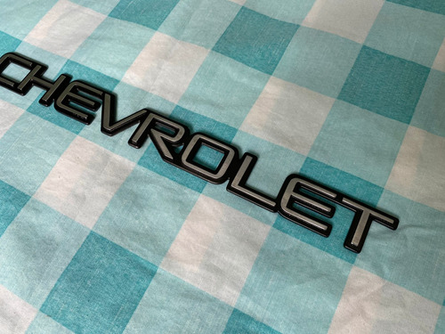 Emblema Trasero Chevrolet S10 Blazer Original Foto 5
