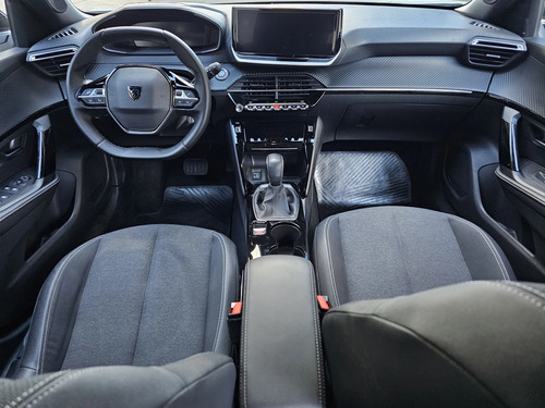 Peugeot 2008 1.0t Allure - 9