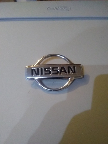 Emblema Parrilla Nissan Sentra 1996 Al 2000 Foto 2
