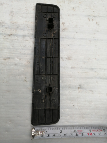 Moldura Estribo Trasero Derecho Nissan Almera 2001-2006  Foto 3