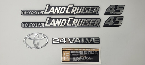 Foto de Toyota Land Cruiser Emblemas 4.5 Serie 70