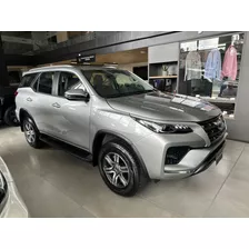 Toyota Fortuner Sr 2.4 Diesel 4x2 2024 Bono Toyota Fest.