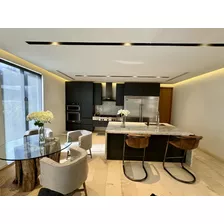 Se Vende Moderna Casa En Country Club Sobre Paseo Del Jaguar