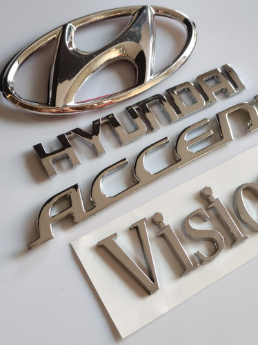 Hyundai Accent Emblemas X4 Cinta 3m Foto 2