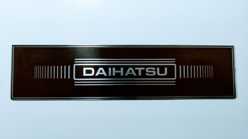 Daihatsu F20 Emblema Plaqueta  Tablero De Lujo 82/83 Foto 2