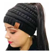 Touca Feminino Gorro Com Furo Para Rabo Cavalo Em Tricô