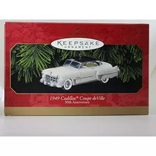 Ornamento Del Recuerdo Del Sello De 1949 Cadillac Coupe De V