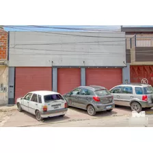 Depósito Y Casa De 3 Ambientes Con Patio Terraza Y Cochera Varios Autos