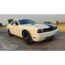 Dodge Challenger Sxt V6 2014