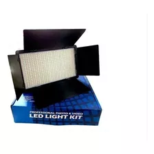 Iluminador Led Somita Modelo Led-600 45w Leds, Barn Door