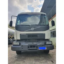 Caminhão Volvo Vm 270 Ano 2022 6x4 Com Tanque Pipa De 20 M³