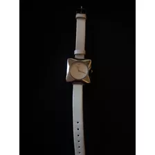 Reloj De Dama Xl Con Malla Blanca