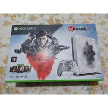 Microsoft Xbox One X 1tb Gears 5 Limited Edition Bundle (usado)