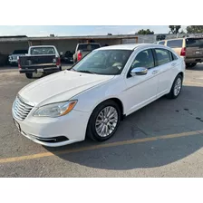 Chrysler 200 2013 3.6 Limited V6 At