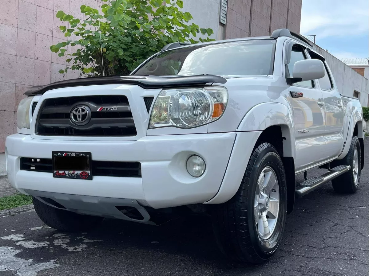 Toyota Tacoma Estándar 4x4 Legaliz