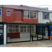 Vendo, Permuto, Hermosa Casa En El Barrio Normandia Segundo Sector