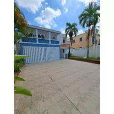 Casa En Arroyo Hondo Viejo En Venta, Distrito Nacional