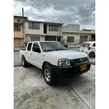 Nissan Np300 Frontier 4x2 2400 Cc