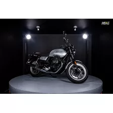 Moto Guzzi V7lll Special