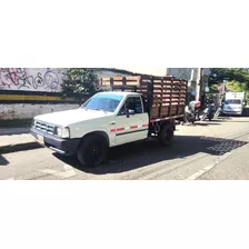 Mazda B2200 1995 2.2 B2200 4x2