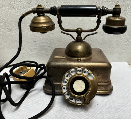 Antiguo Teléfono Bronce De Sobremesa Retro Antiguo Vintage Dorado Oscuro — imagen 1