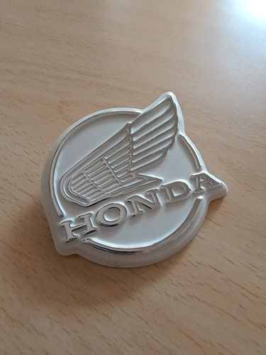 Logo Emblema Babero Para Moto Honda C70 Econopower Foto 3