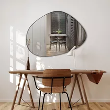 Espelho Orgânico Decorativo Grande Em Couro 60x80cm Cor Da Moldura Preto - Rei Dos Vidros
