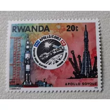 Sello - Ruanda - 1976 Cooperacion Espacial Con Usa