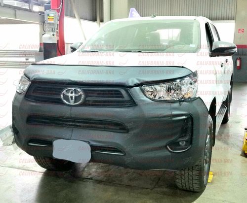 Antifaz Protector Estandar Toyota Hilux Sr 2021 22 2023 24 Foto 3