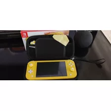 Nintendo Switch Lite, Amarelo, 32gb E Acessórios