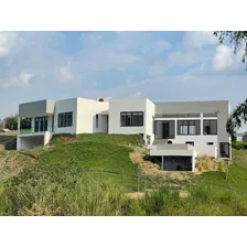 Venta De Hermosa Casa Campestre Para Estrenar Combia Pereira