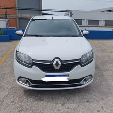 Renault Logan Dynamique 2015