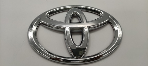 Toyota Fortuner Emblema Persiana 17cm Ancho Foto 2