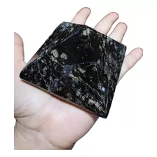 Pirámide De Ónix Mármol Negro Conocido Como Verde Alpe 8x8