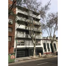 Venta Apartamento 2 Dormitorios Con Garaje , En La Comercial , Con Renta