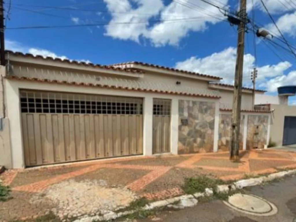 Casa - Jataí-go - Rua 09, 283 - Conjunto Residencial Rio Claro I - X78976