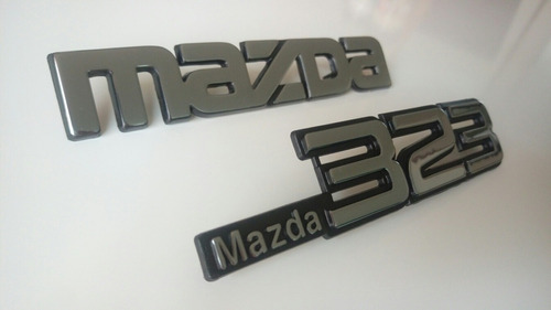 Emblemas  Mazda 323  Foto 3